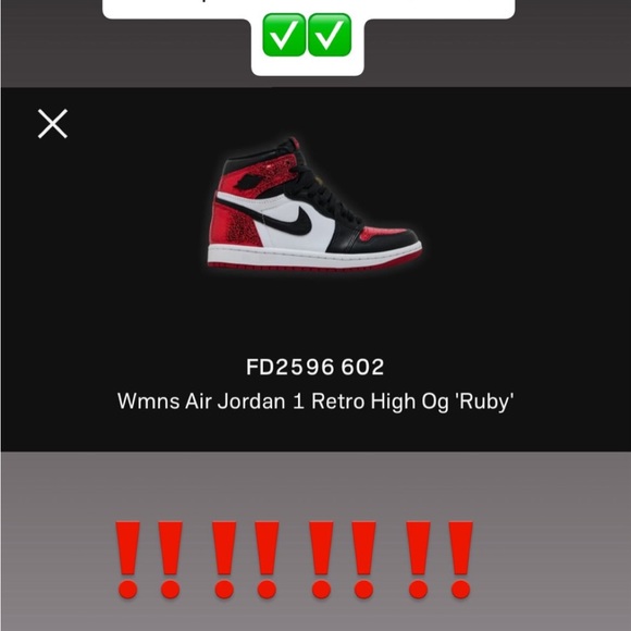 Jordan Women's Air Jordan 1 Retro High OG - Black, Red, White - Picture 1 of 6